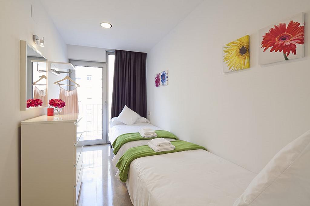 Charmsuites Paralel Barcelona Rum bild