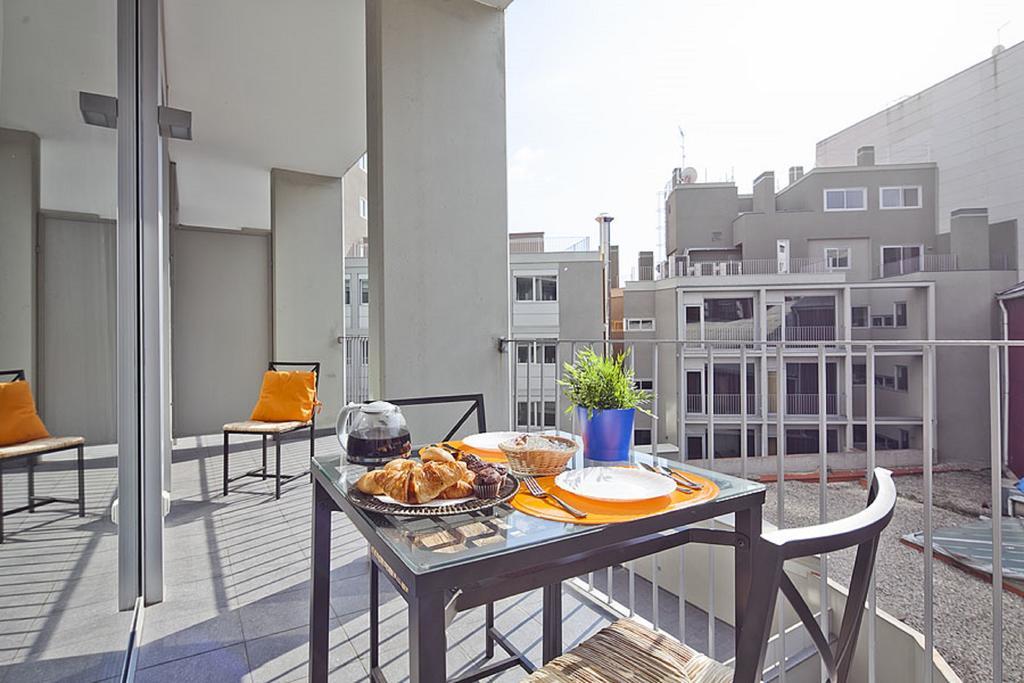 Charmsuites Paralel Barcelona Rum bild