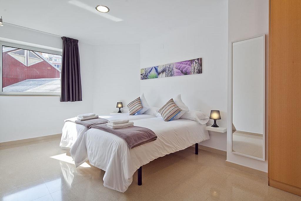 Charmsuites Paralel Barcelona Rum bild