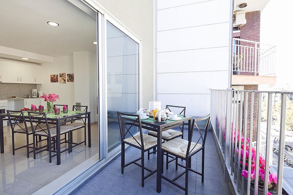 Charmsuites Paralel Barcelona Rum bild