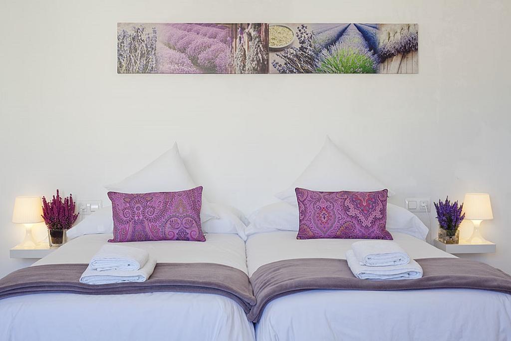 Charmsuites Paralel Barcelona Rum bild