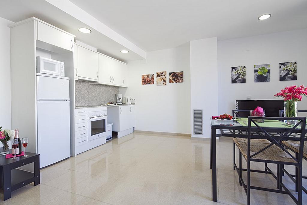Charmsuites Paralel Barcelona Rum bild
