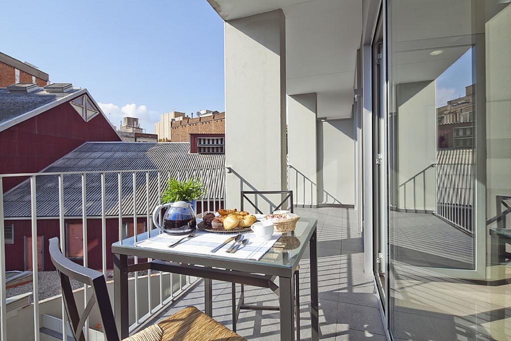 Charmsuites Paralel Barcelona Rum bild