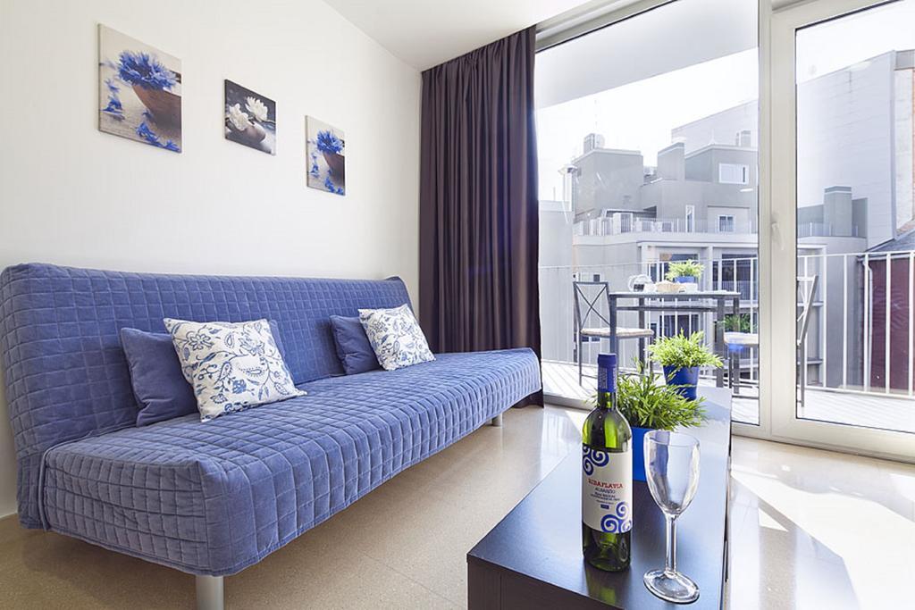 Charmsuites Paralel Barcelona Rum bild