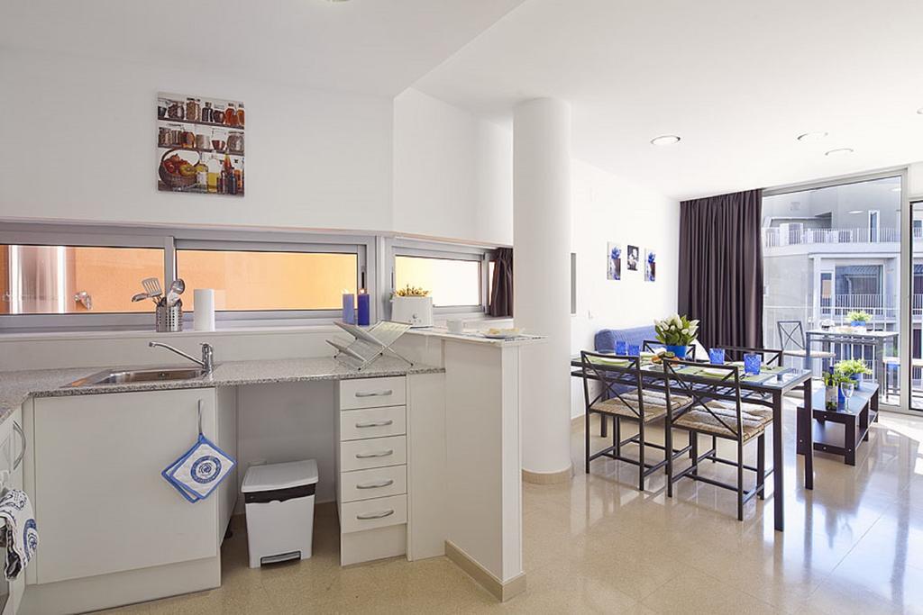 Charmsuites Paralel Barcelona Rum bild